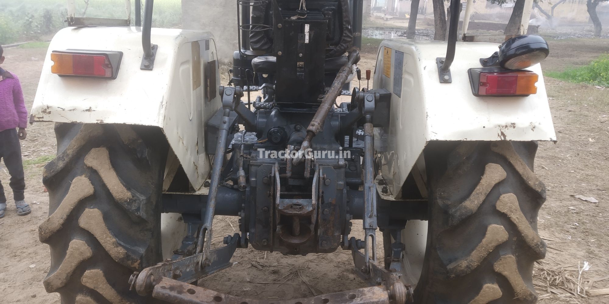Swaraj 735 FE