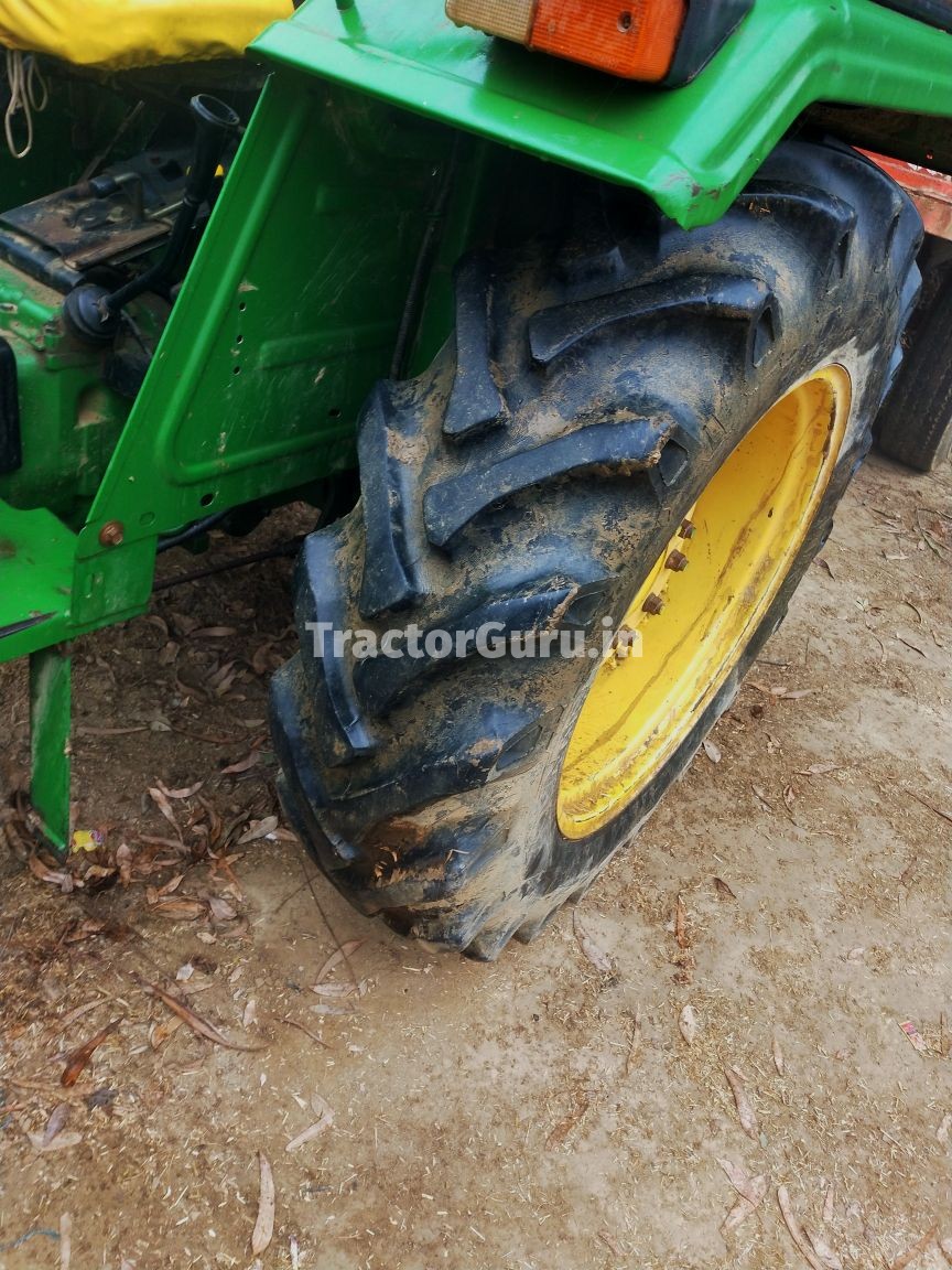 John Deere 5038 D