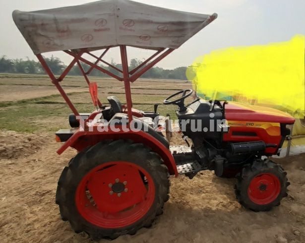 Mahindra  245 JIVO