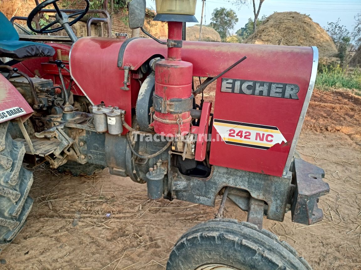 Eicher 242 XTRAC