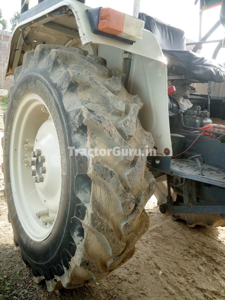 Swaraj 735 FE