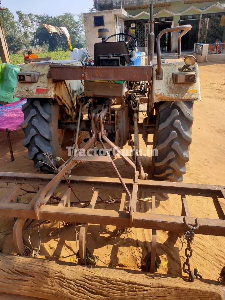 Swaraj 735 FE