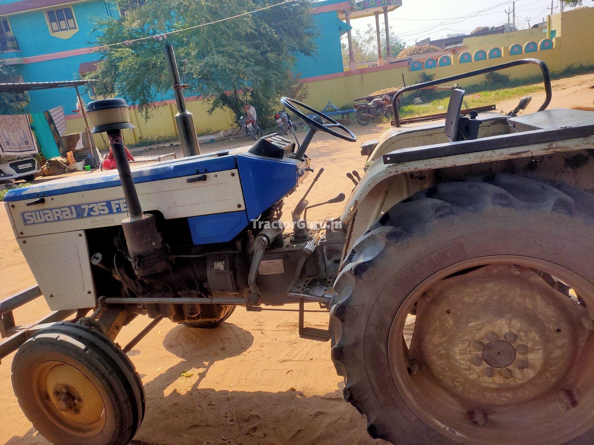 Swaraj 735 FE