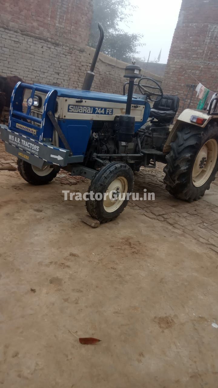 Swaraj 744 FE
