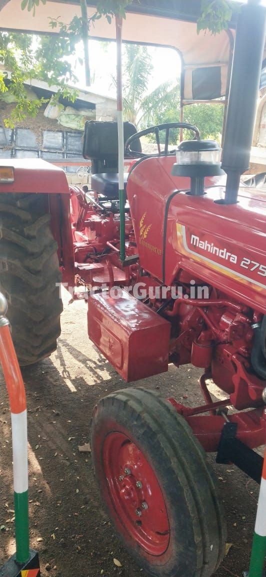Mahindra  275 Yuvo
