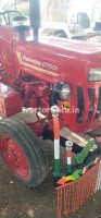 Mahindra  275 Yuvo
