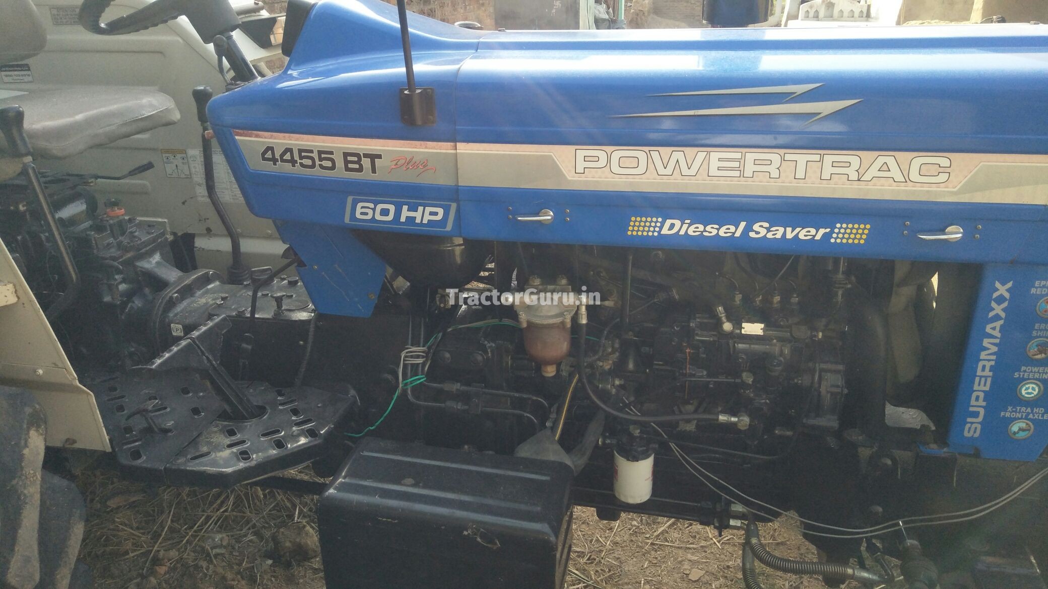 Powertrac 4455 BT Plus