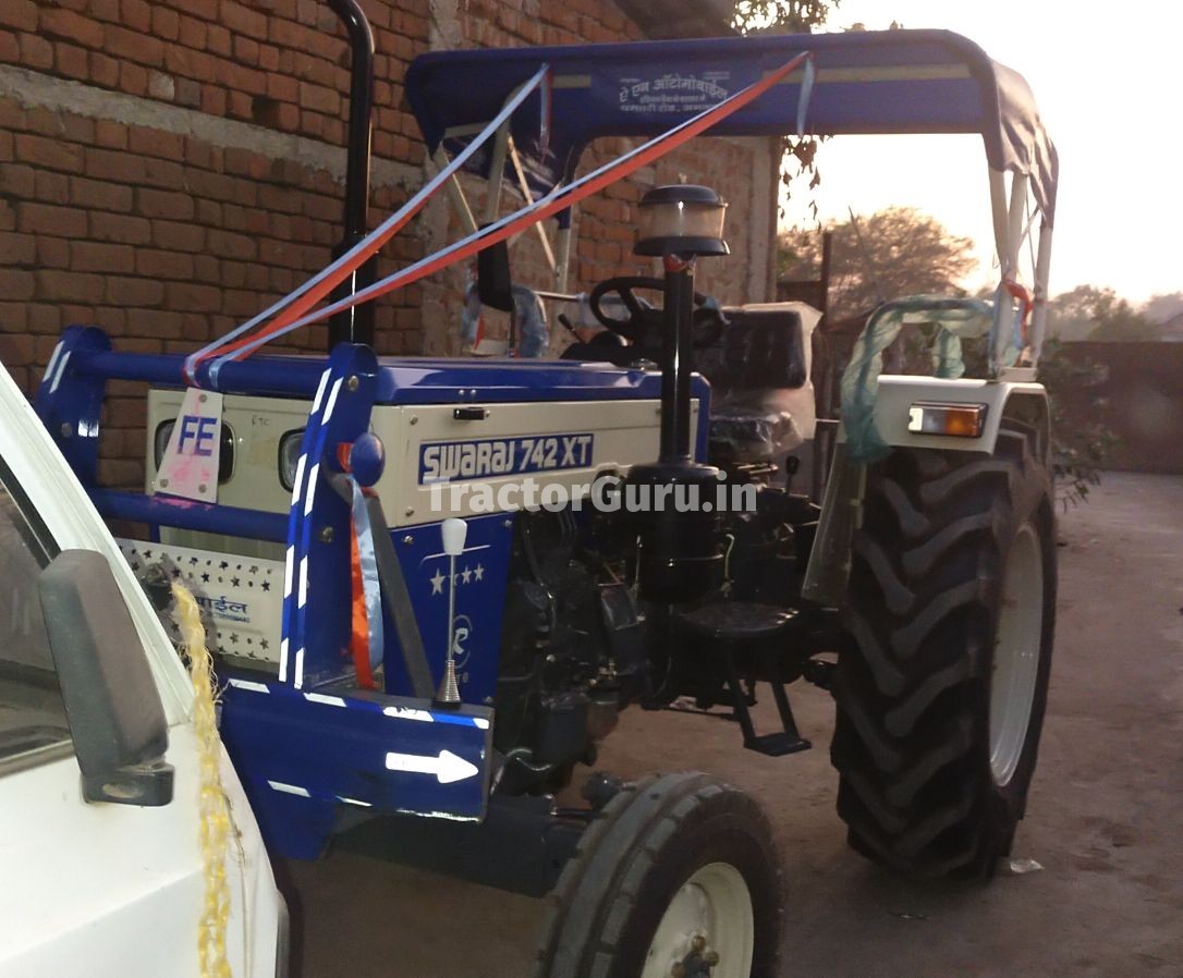 Swaraj 742 FE