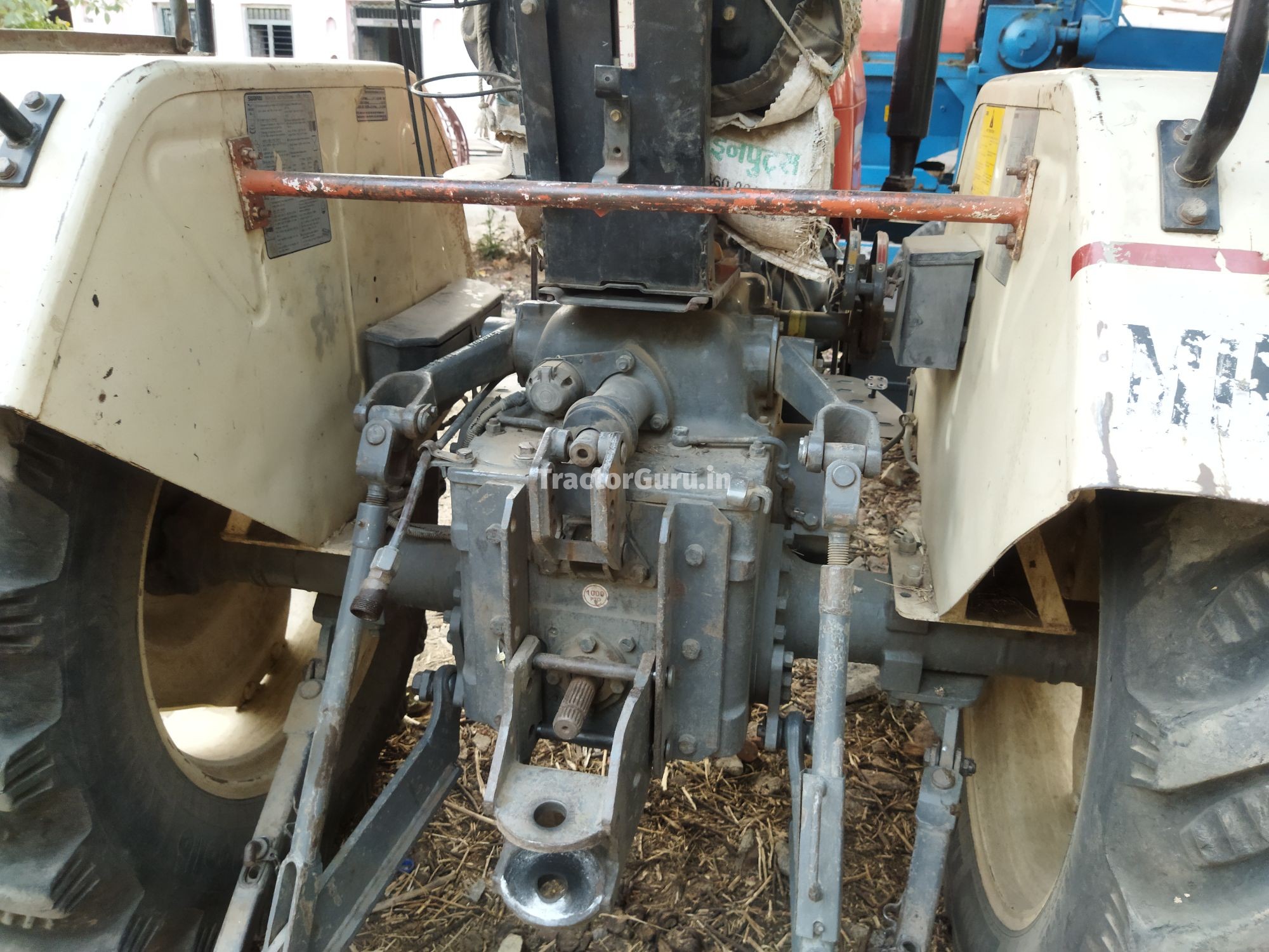 Swaraj 735 XM