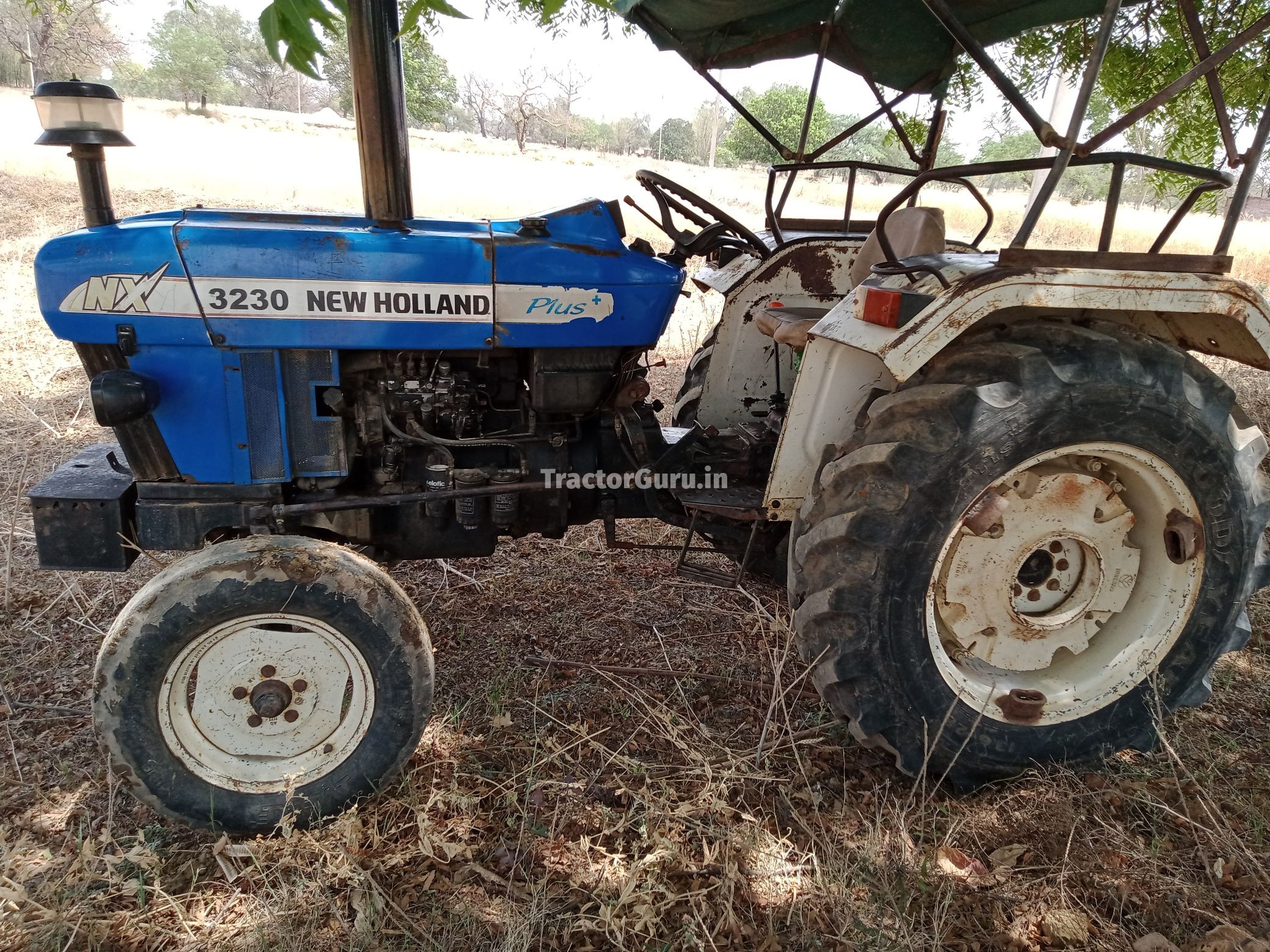 New Holland 3230