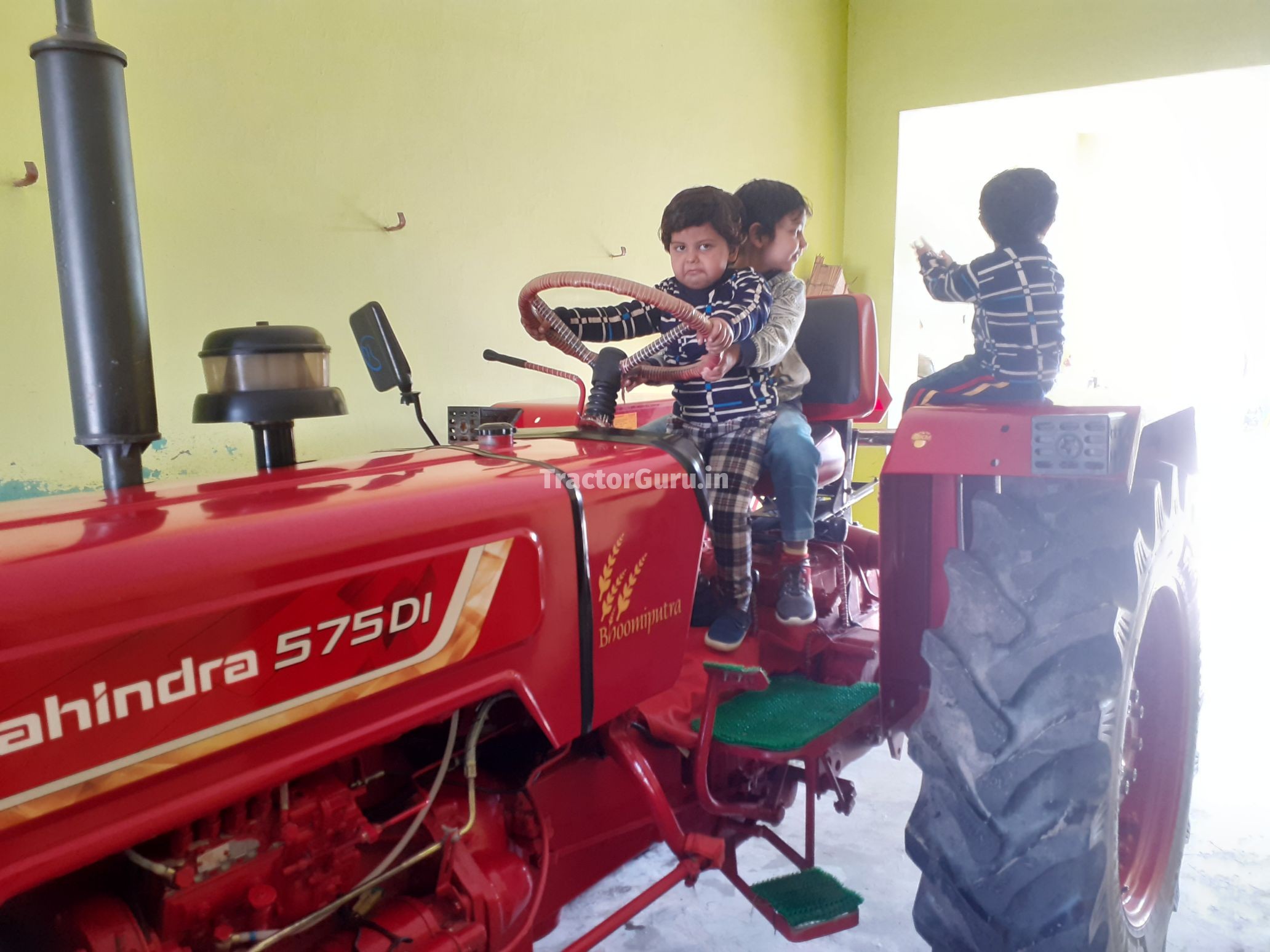 Mahindra 575 DI BHOOMIPUTRA