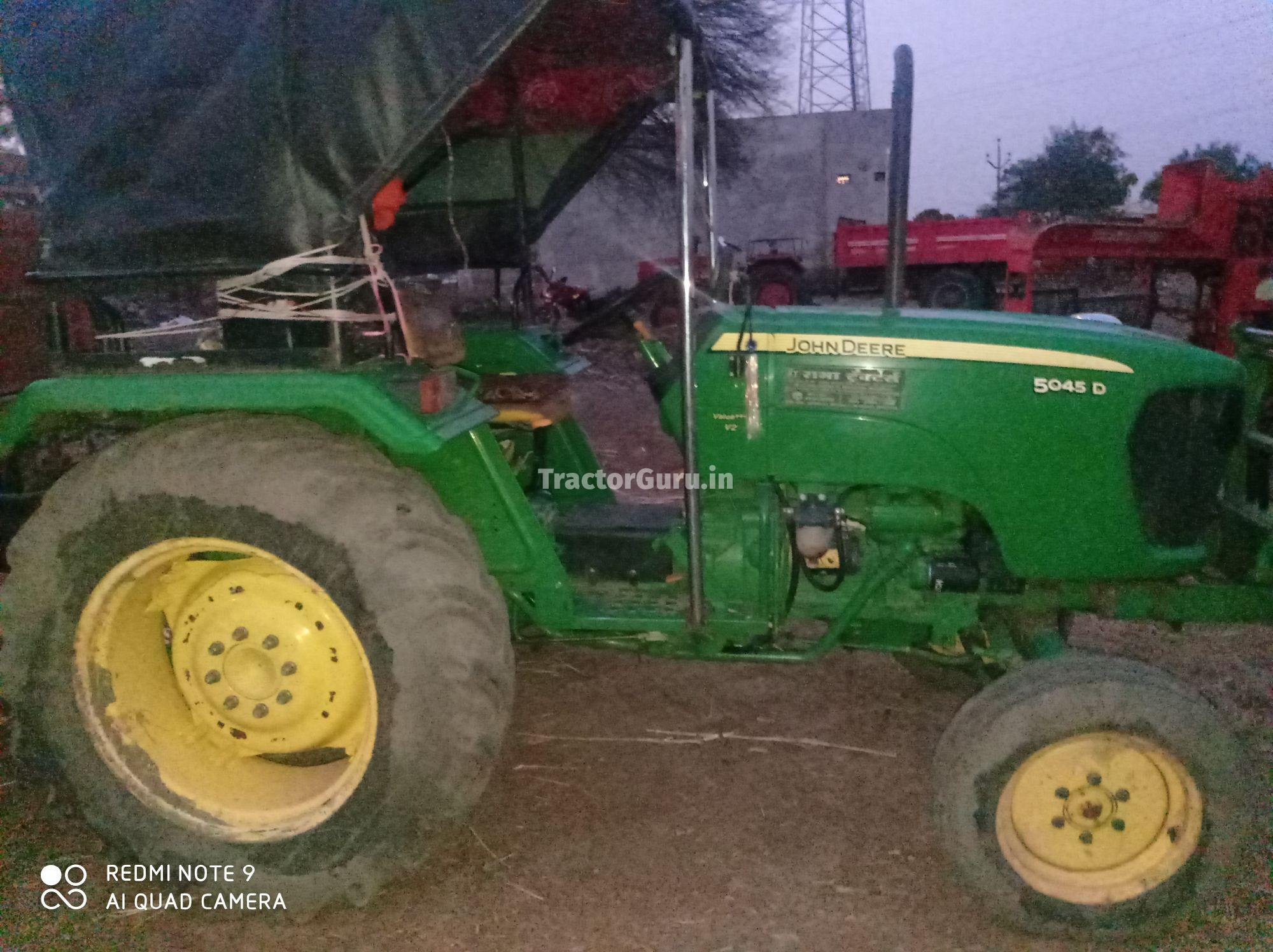 John Deere 5045 D