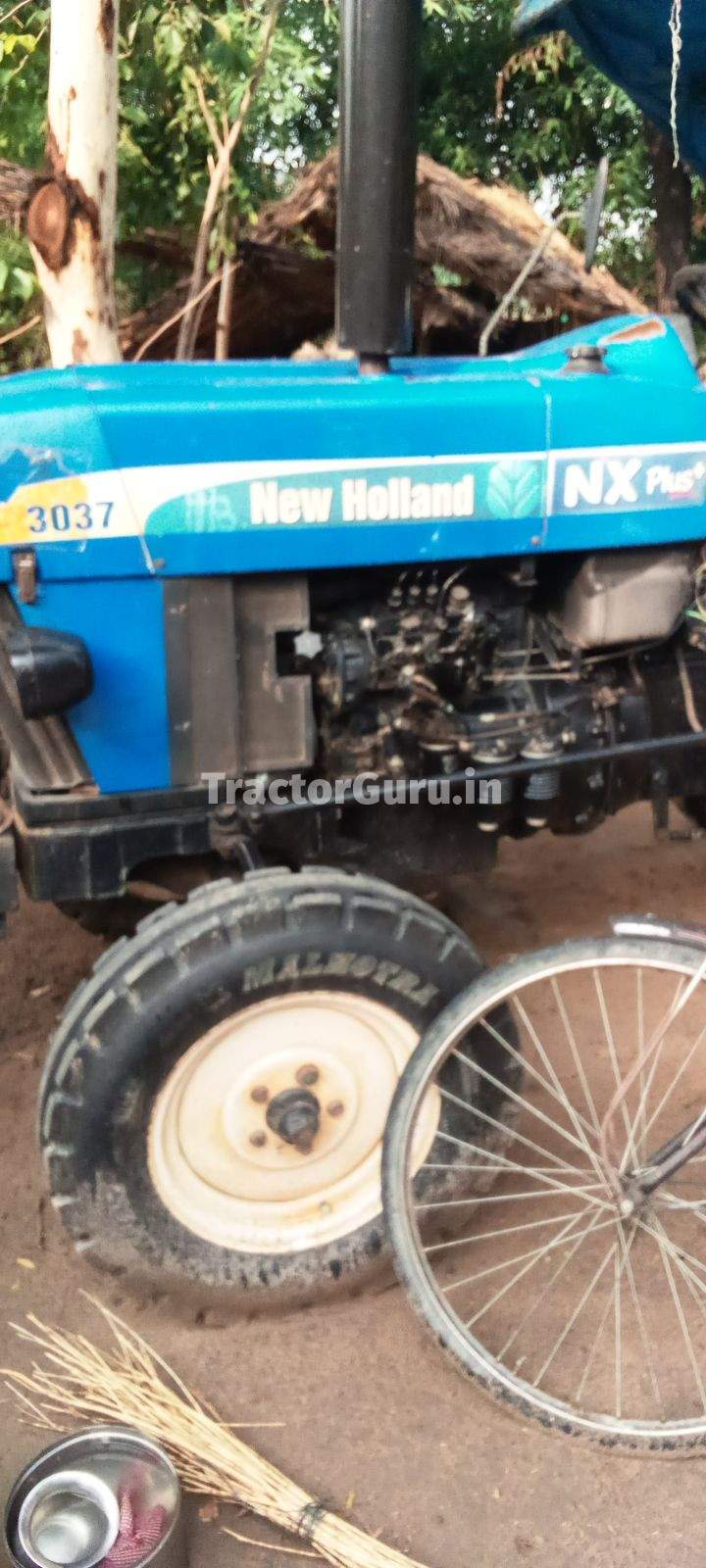 New Holland 3037 DI