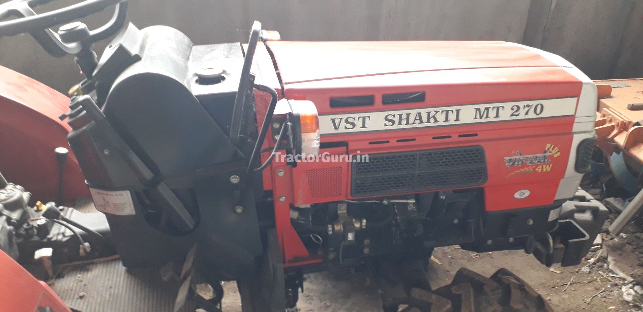 VST Shakti 270 4WD 
