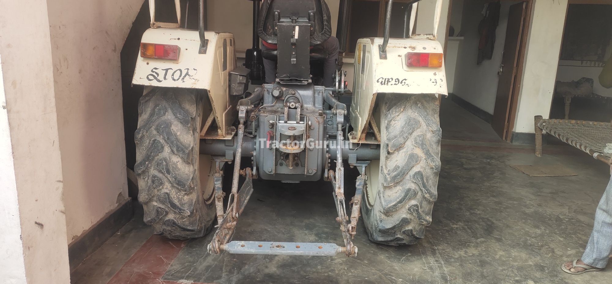 Swaraj 735 FE