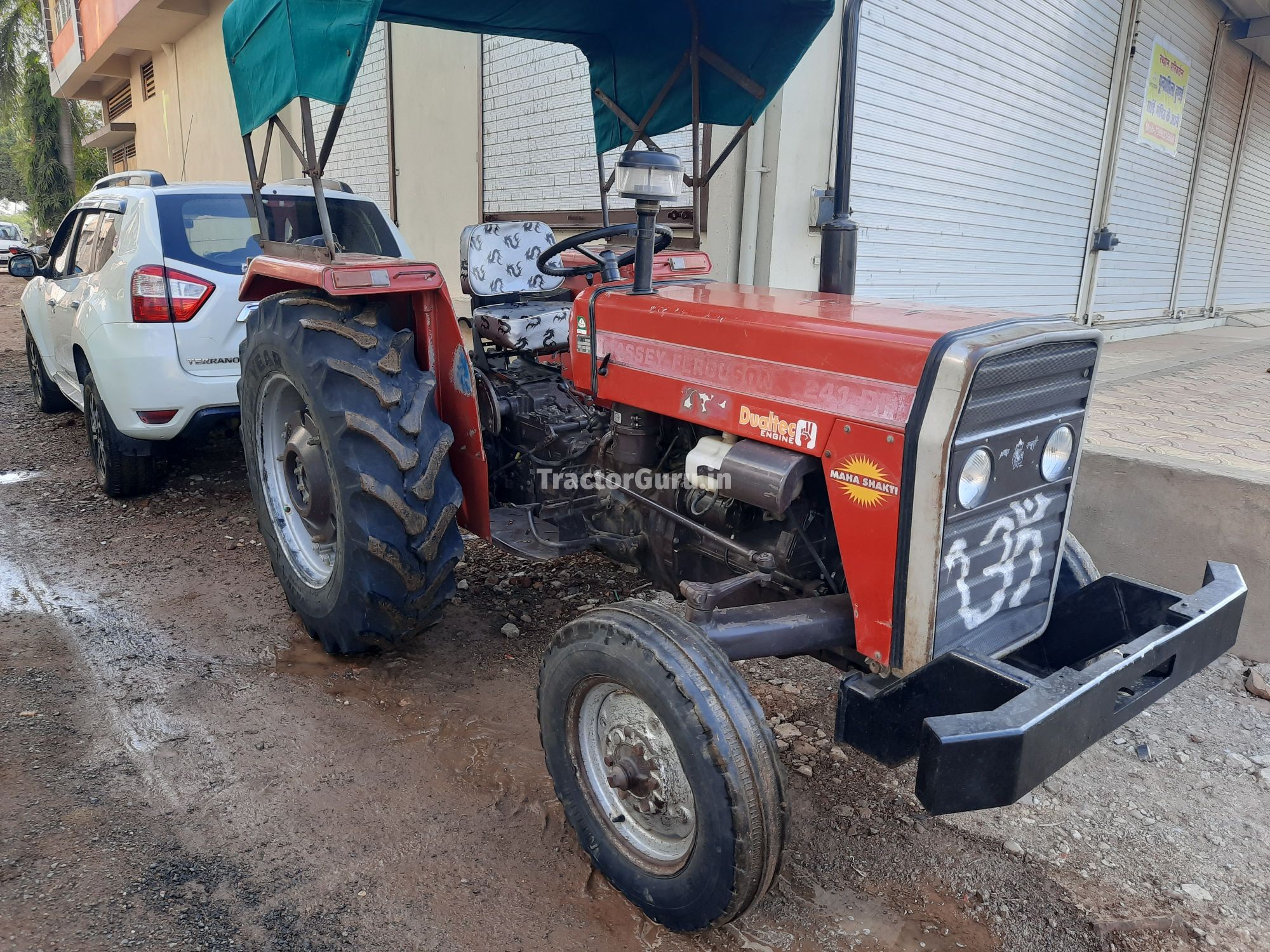 Massey Ferguson 241 DI MAHA SHAKTHI Mahaan
